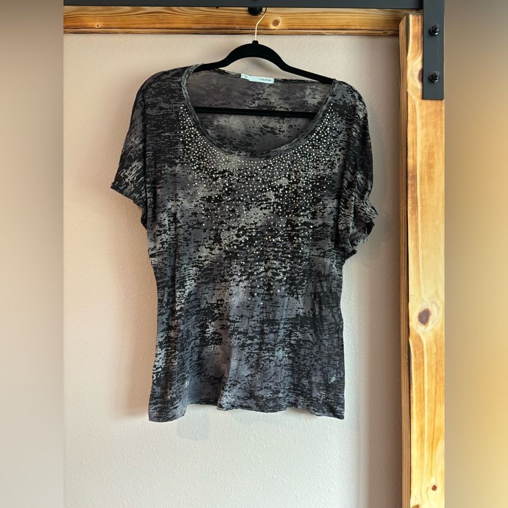 Tee  